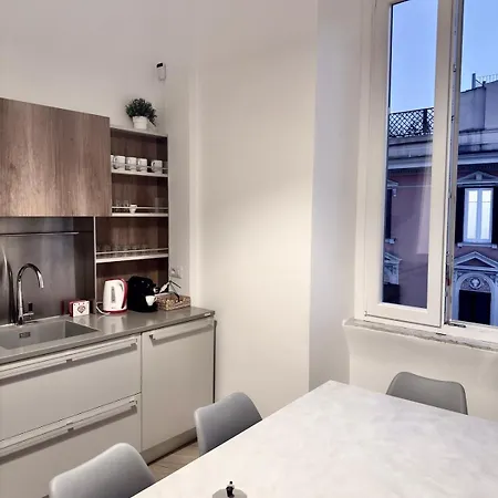 Vatican Family 公寓